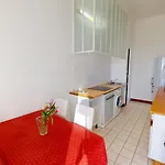Grand 2p Face En Centre-ville Dans Un Palace Avec Parc A - Fr-1-196-318 Apartmán Menton