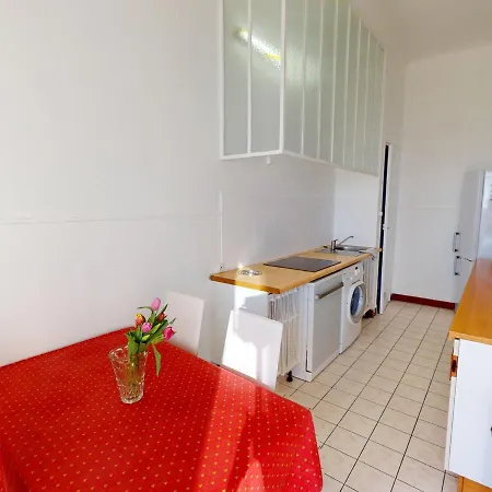 Grand 2p Face En Centre-ville Dans Un Palace Avec Parc A - Fr-1-196-318 Apartment Menton