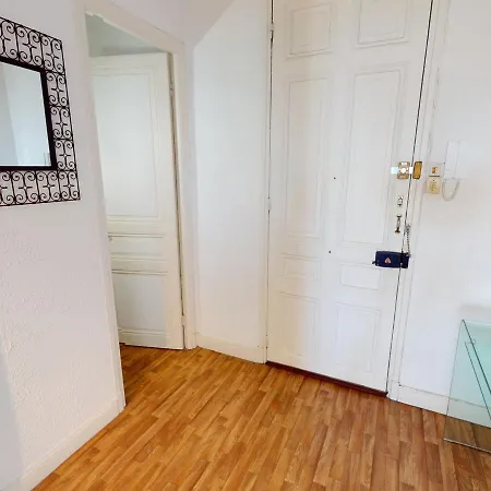 Apartamento Grand 2p Face En Centre-ville Dans Un Palace Avec Parc à - Fr-1-196-318