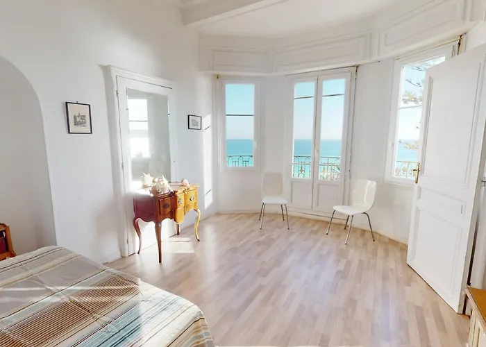 Apartment Grand 2p Face En Centre-ville Dans Un Palace Avec Parc A - Fr-1-196-318 Menton
